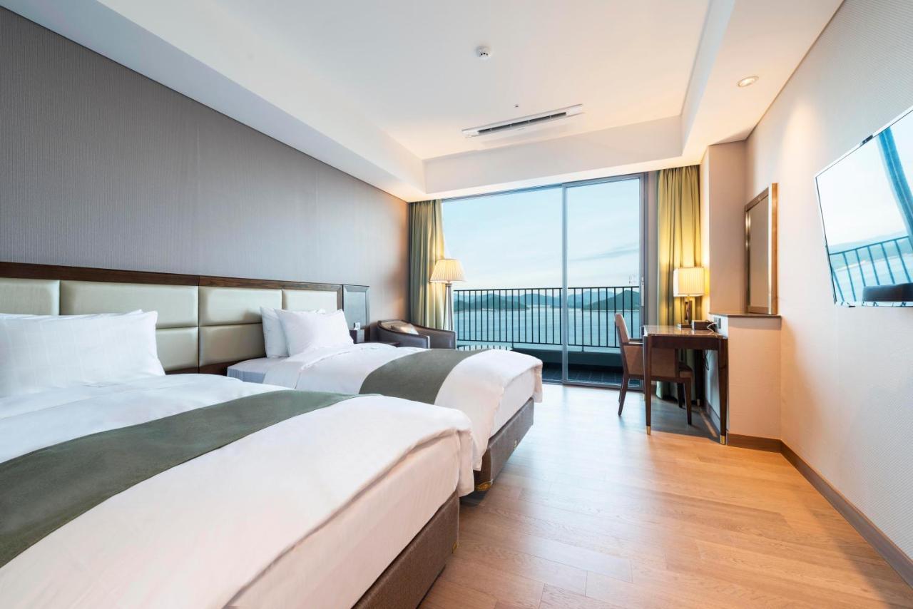 Stanford Hotel&Resort Tongyeong Quarto foto