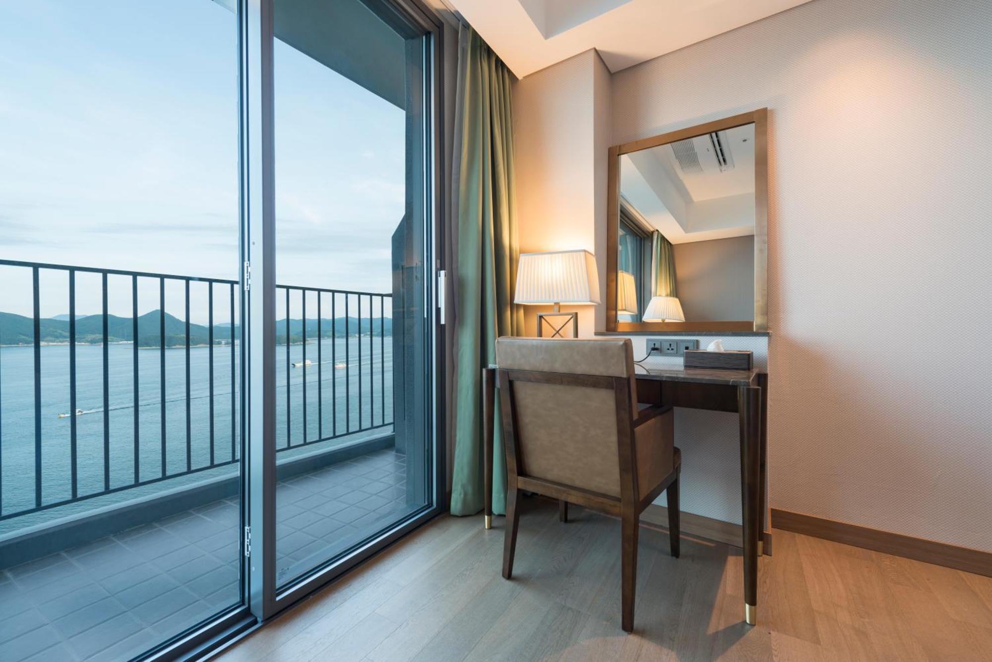 Stanford Hotel&Resort Tongyeong Quarto foto